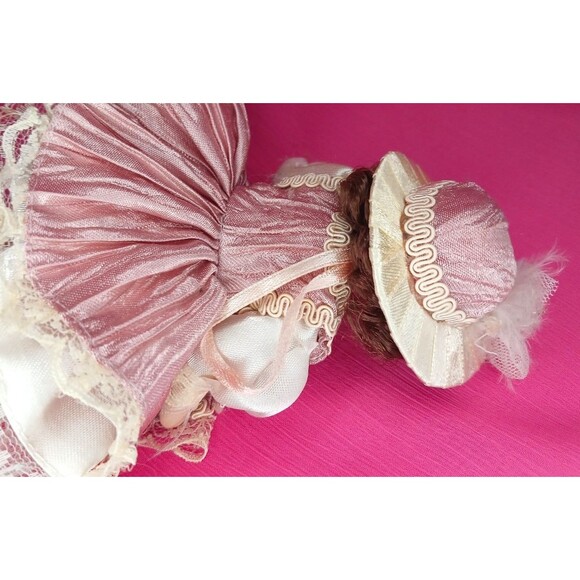 Vintage Porcelain Jointed Doll Ornament Cream Dress Hat Christmas Lace Victorian - Picture 4 of 5